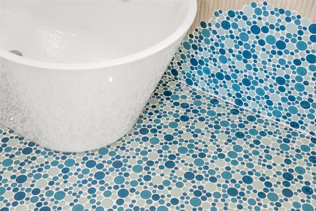 For Sale: $3,000,000 (3 beds, 2 baths, 2315 Square Feet)