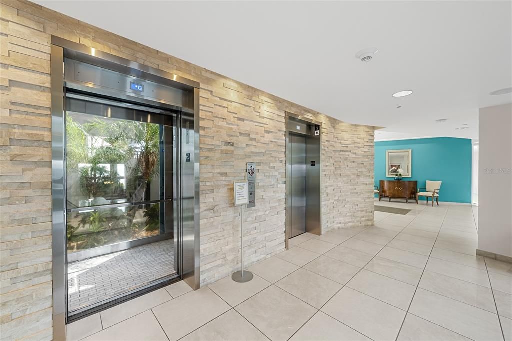 For Sale: $3,000,000 (3 beds, 2 baths, 2315 Square Feet)