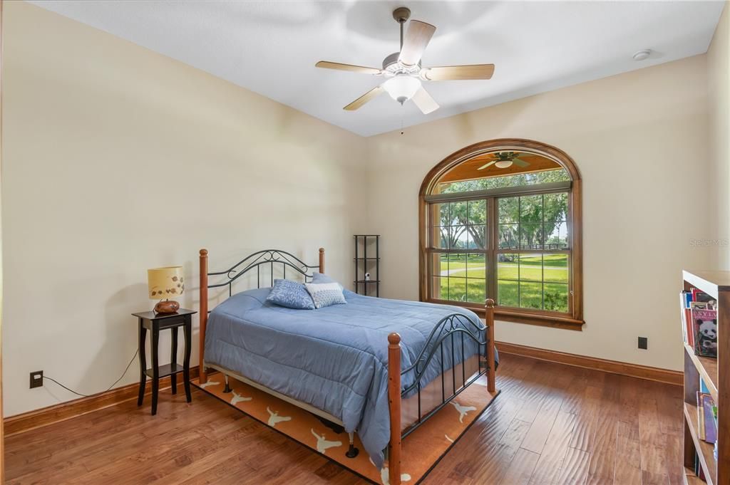 待售: $2,900,000 (4 贝兹, 3 浴室, 5011 平方英尺)