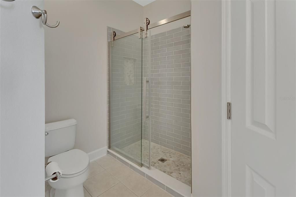 待售: $339,500 (3 贝兹, 2 浴室, 1637 平方英尺)