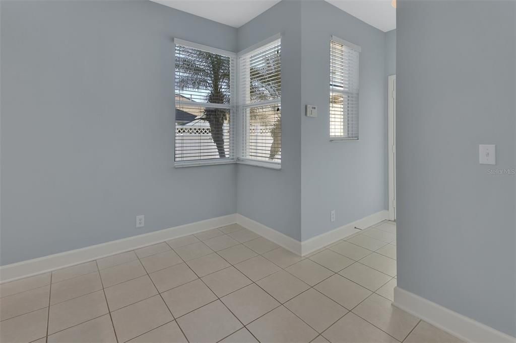 待售: $339,500 (3 贝兹, 2 浴室, 1637 平方英尺)