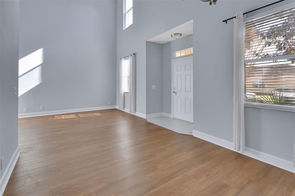 待售: $339,500 (3 贝兹, 2 浴室, 1637 平方英尺)