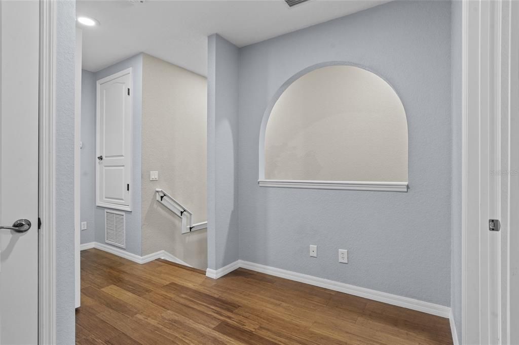 На продажу: $355,000 (3 спален, 2 ванн, 1438 Квадратных фут)