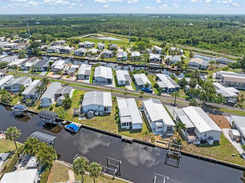 待售: $197,000 (2 贝兹, 2 浴室, 1128 平方英尺)