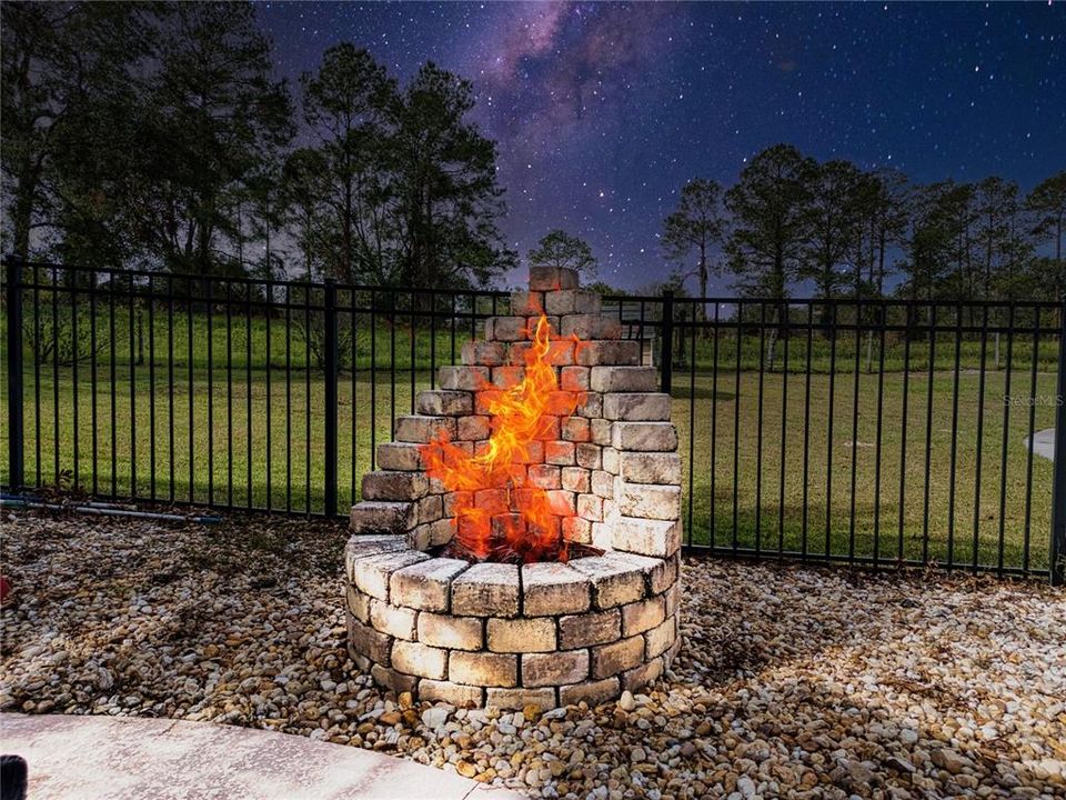 For Sale: $679,000 (4 beds, 2 baths, 2492 Square Feet)