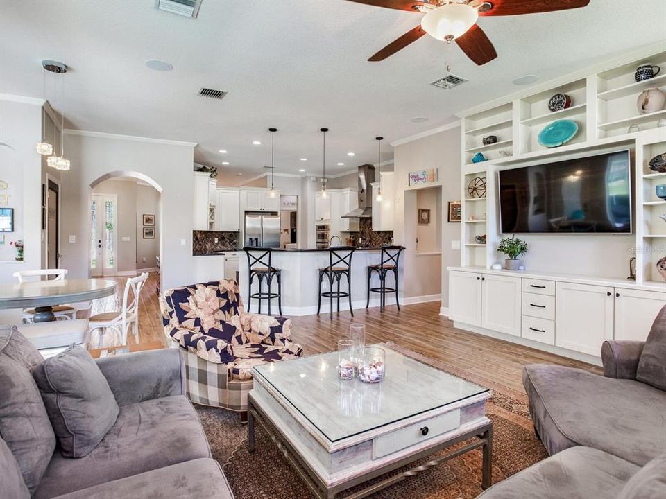 For Sale: $867,500 (5 beds, 4 baths, 3495 Square Feet)