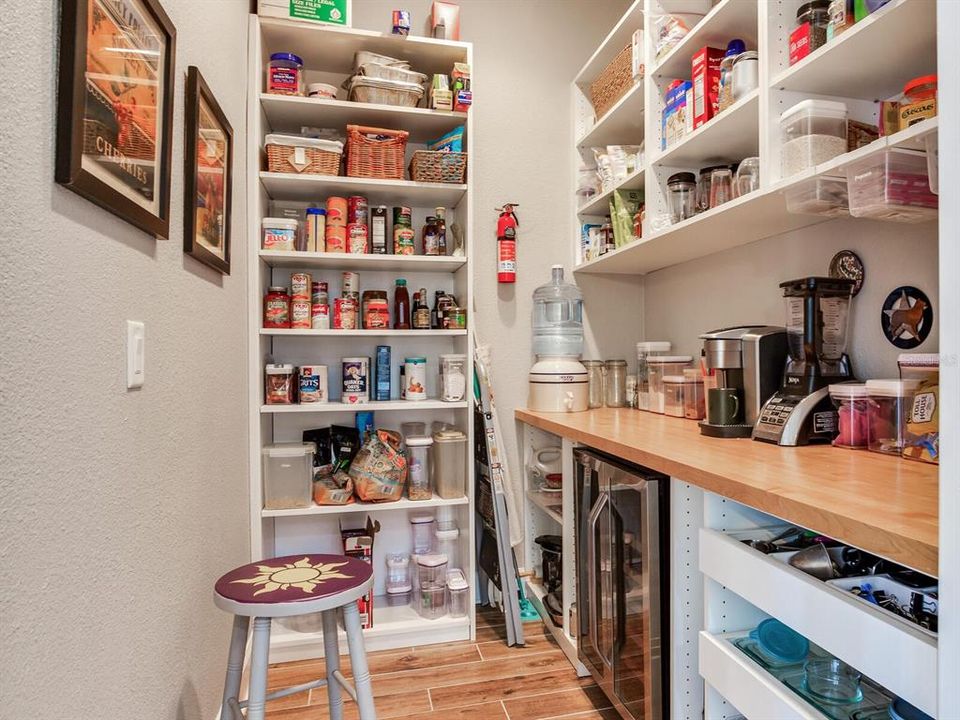 For Sale: $867,500 (5 beds, 4 baths, 3495 Square Feet)