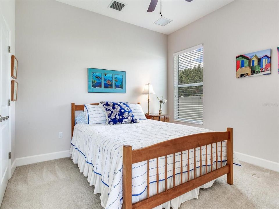 For Sale: $867,500 (5 beds, 4 baths, 3495 Square Feet)