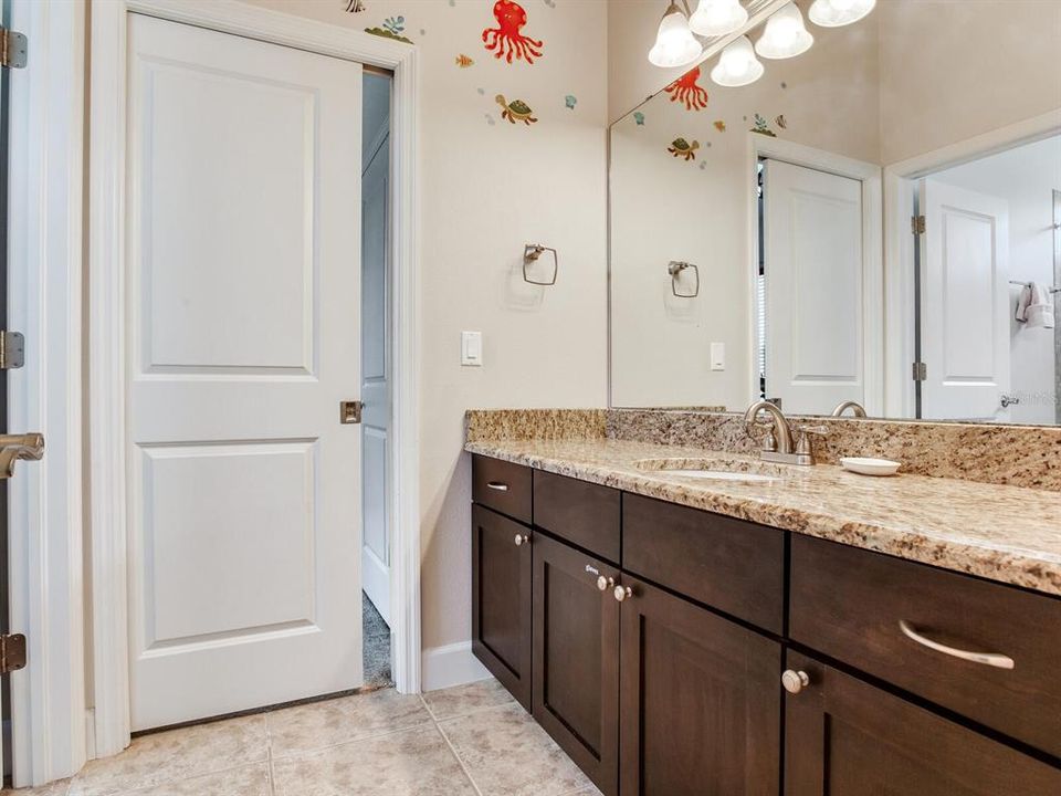 For Sale: $867,500 (5 beds, 4 baths, 3495 Square Feet)