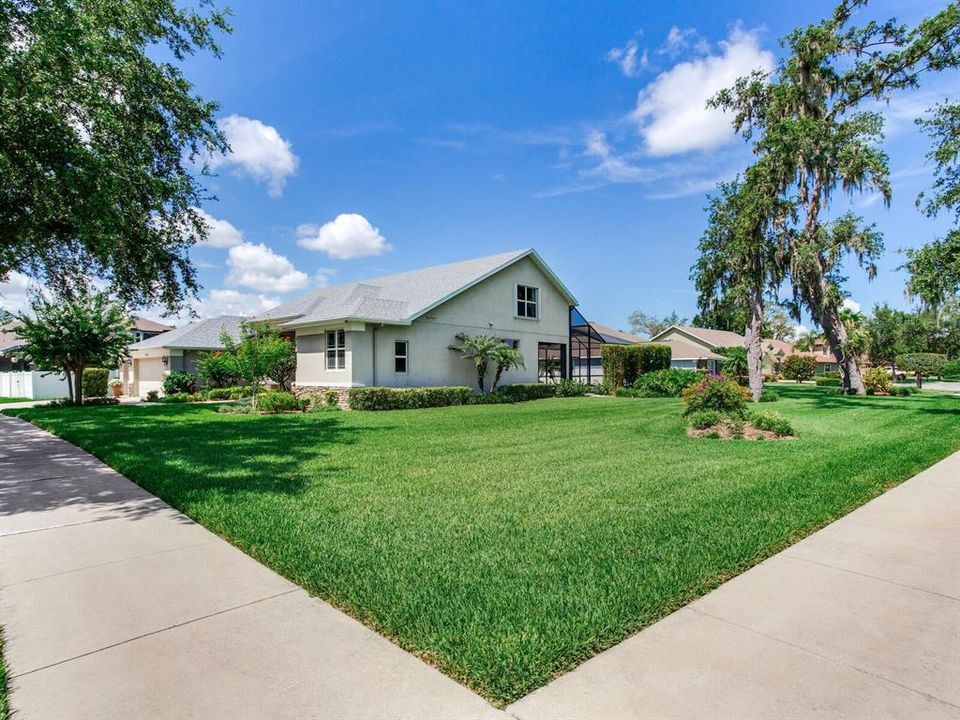 For Sale: $867,500 (5 beds, 4 baths, 3495 Square Feet)