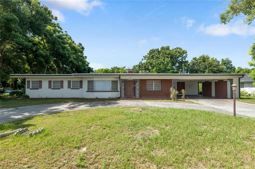 Recently Sold: $270,000 (4 beds, 3 baths, 2976 Square Feet)