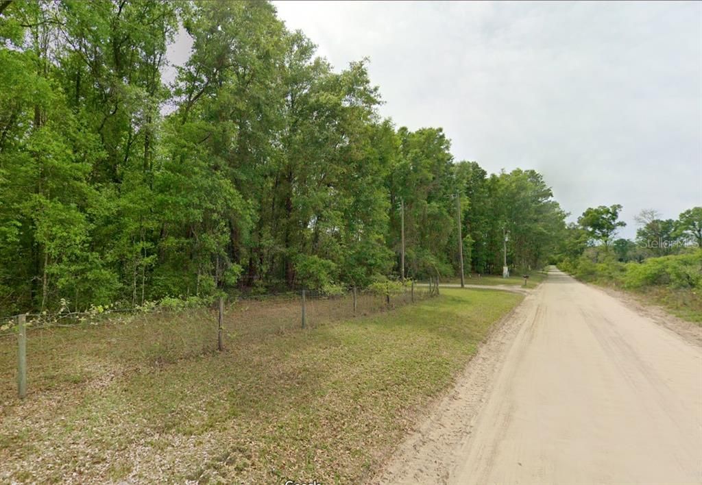 En Venta: $63,000 (5.00 acres)