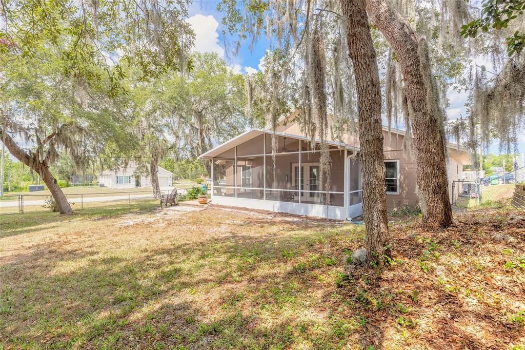 На продажу: $305,000 (3 спален, 2 ванн, 1244 Квадратных фут)