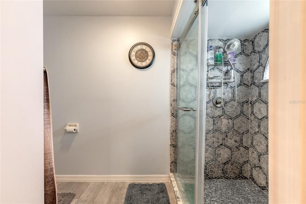 На продажу: $305,000 (3 спален, 2 ванн, 1244 Квадратных фут)