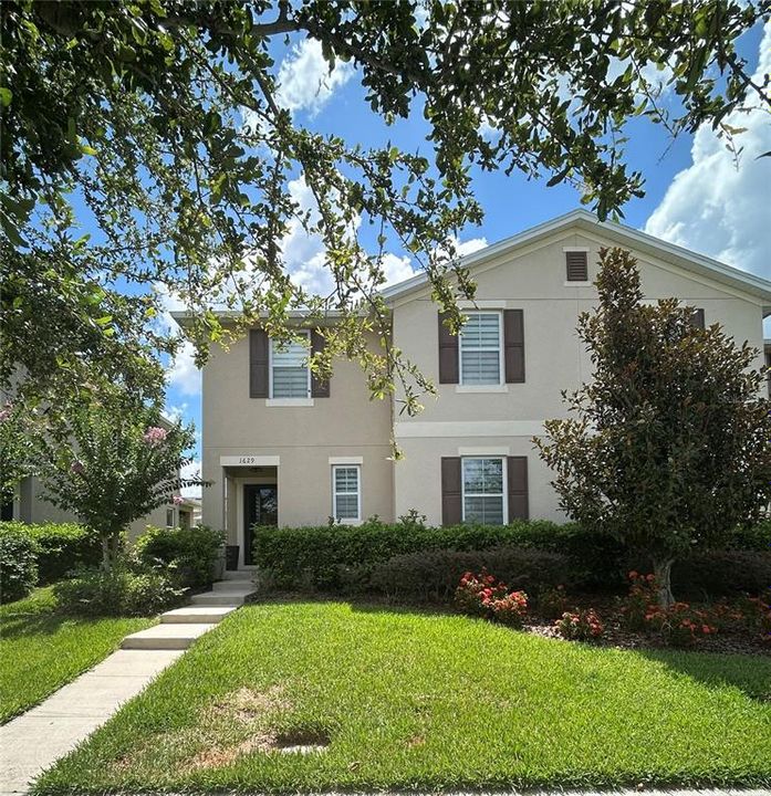 Recently Rented: $2,300 (4 beds, 3 baths, 1928 Square Feet)