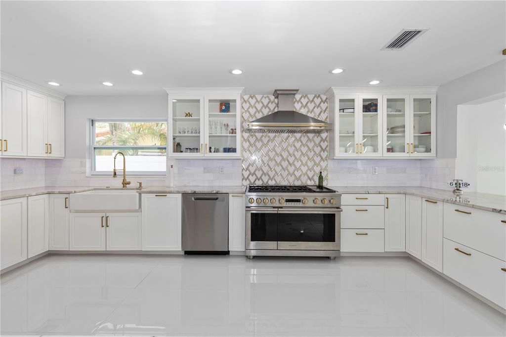 En Renta: $9,500 (3 camas, 2 baños, 2265 Pies cuadrados)