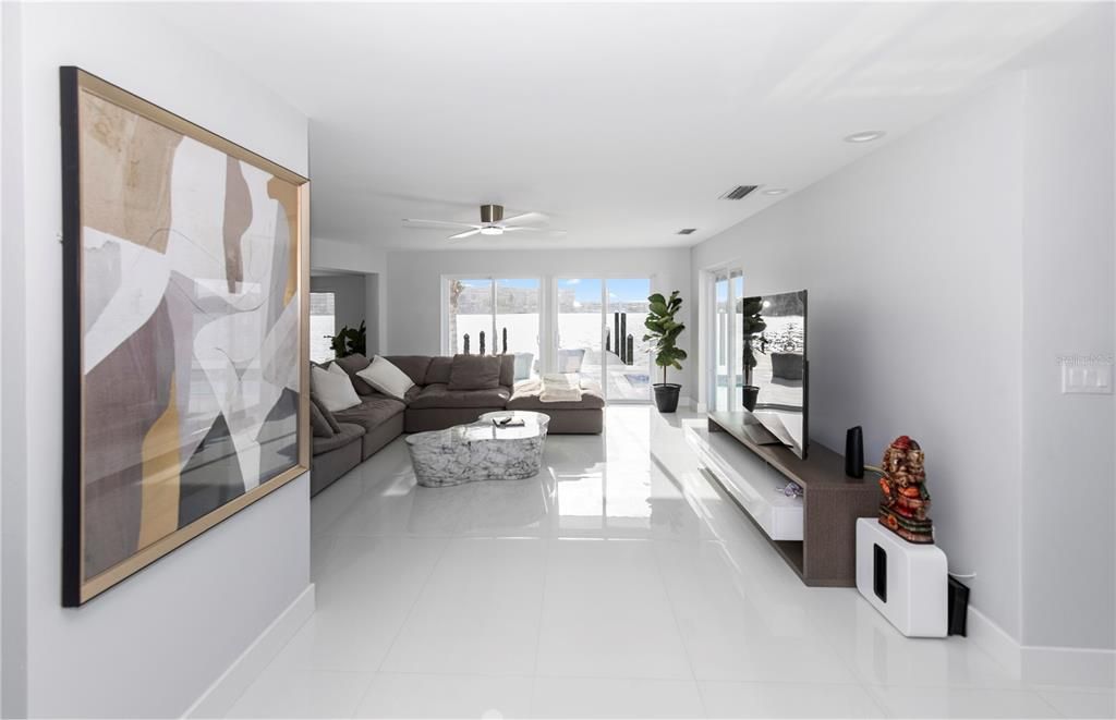 En Renta: $9,500 (3 camas, 2 baños, 2265 Pies cuadrados)