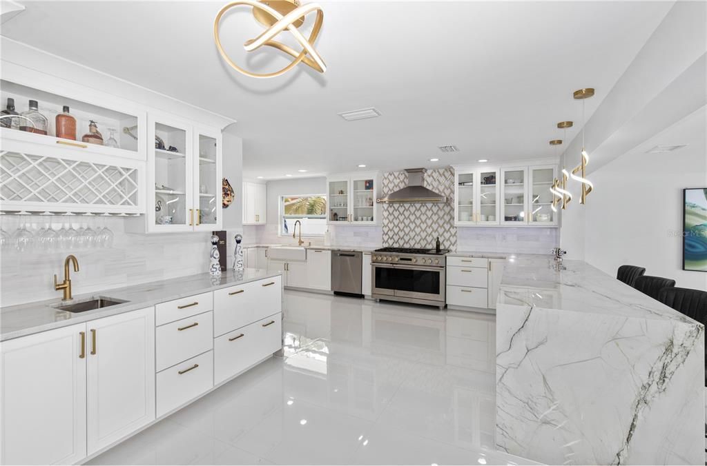 En Renta: $9,500 (3 camas, 2 baños, 2265 Pies cuadrados)