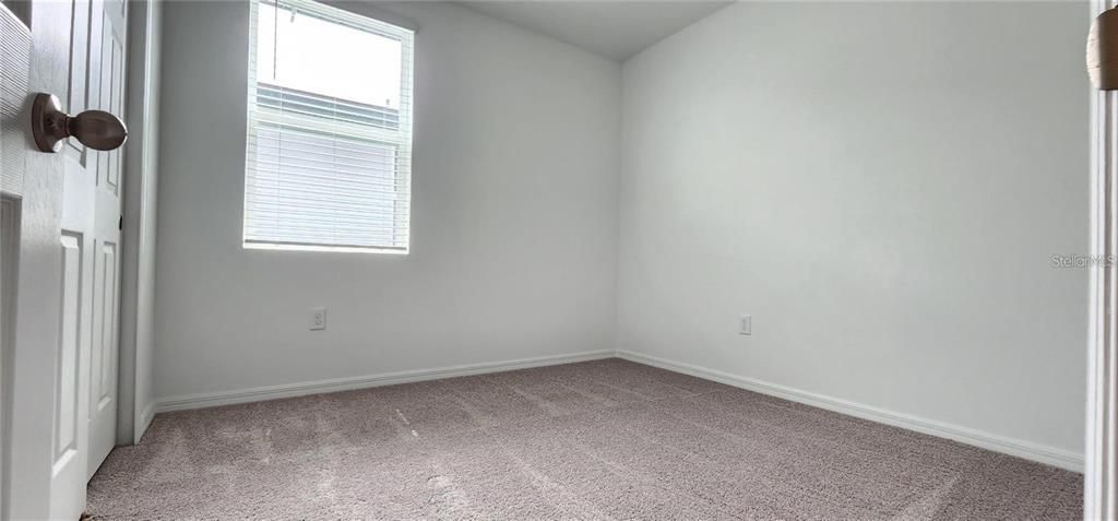 Под контрактом: $1,799 (3 спален, 2 ванн, 1255 Квадратных фут)