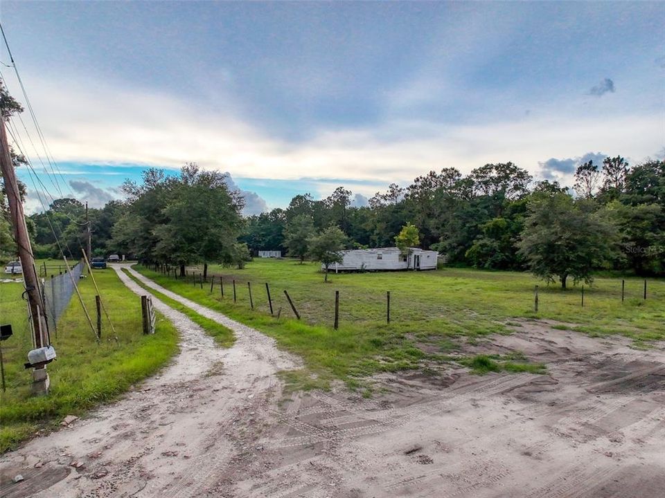 For Sale: $185,000 (3 beds, 2 baths, 1344 Square Feet)