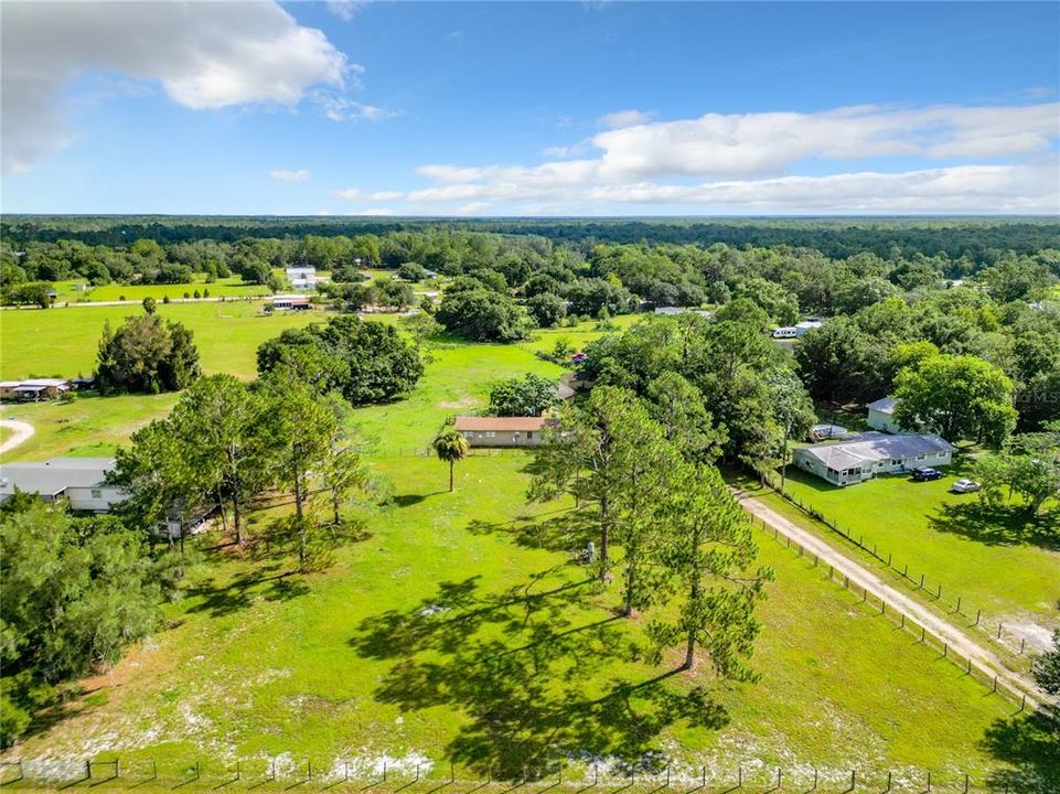 En Venta: $399,000 (3 camas, 2 baños, 1368 Pies cuadrados)