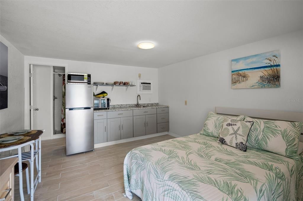 For Sale: $975,000 (0 beds, 0 baths, 3078 Square Feet)