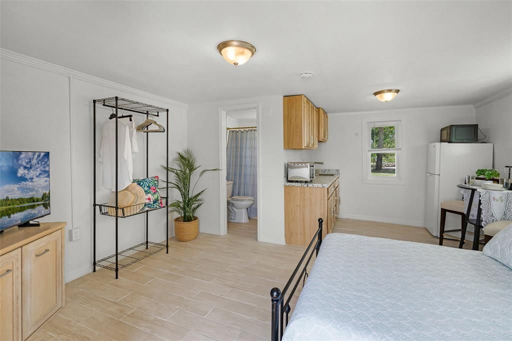 For Sale: $975,000 (0 beds, 0 baths, 3078 Square Feet)