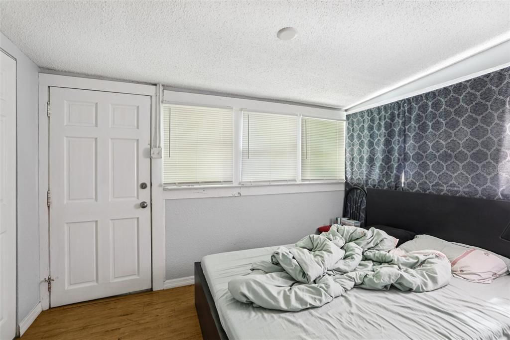 For Sale: $549,900 (0 beds, 0 baths, 1504 Square Feet)