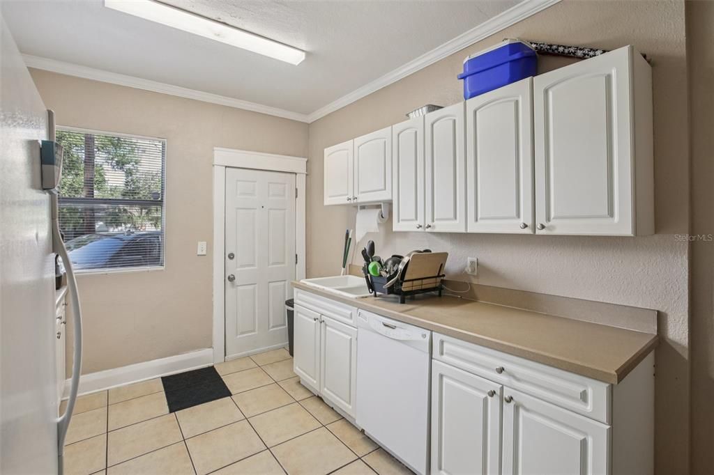 For Sale: $549,900 (0 beds, 0 baths, 1504 Square Feet)