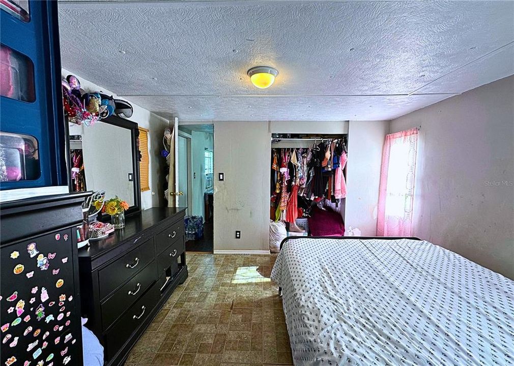 На продажу: $125,000 (2 спален, 2 ванн, 672 Квадратных фут)