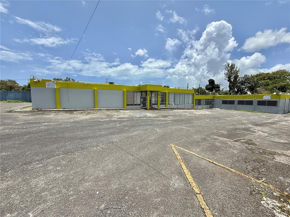 Vendido Recientemente: $1,600,000 (0 camas, 0 baños, 0 Pies cuadrados)