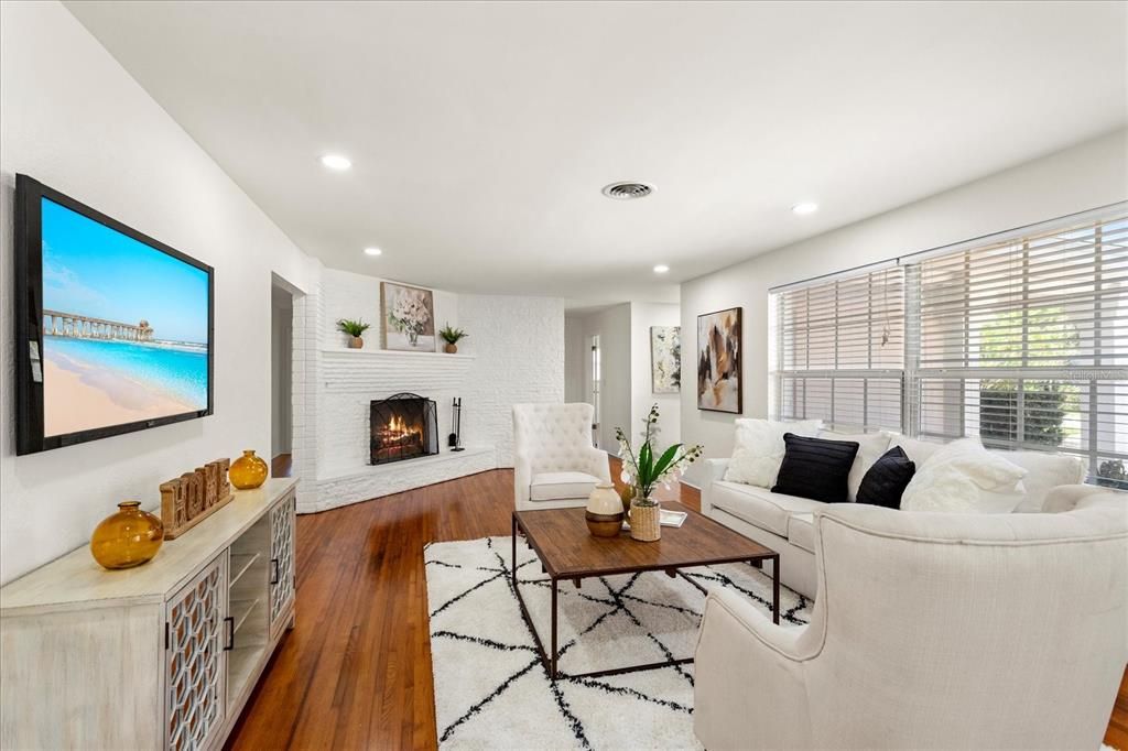 For Sale: $749,000 (4 beds, 3 baths, 3341 Square Feet)