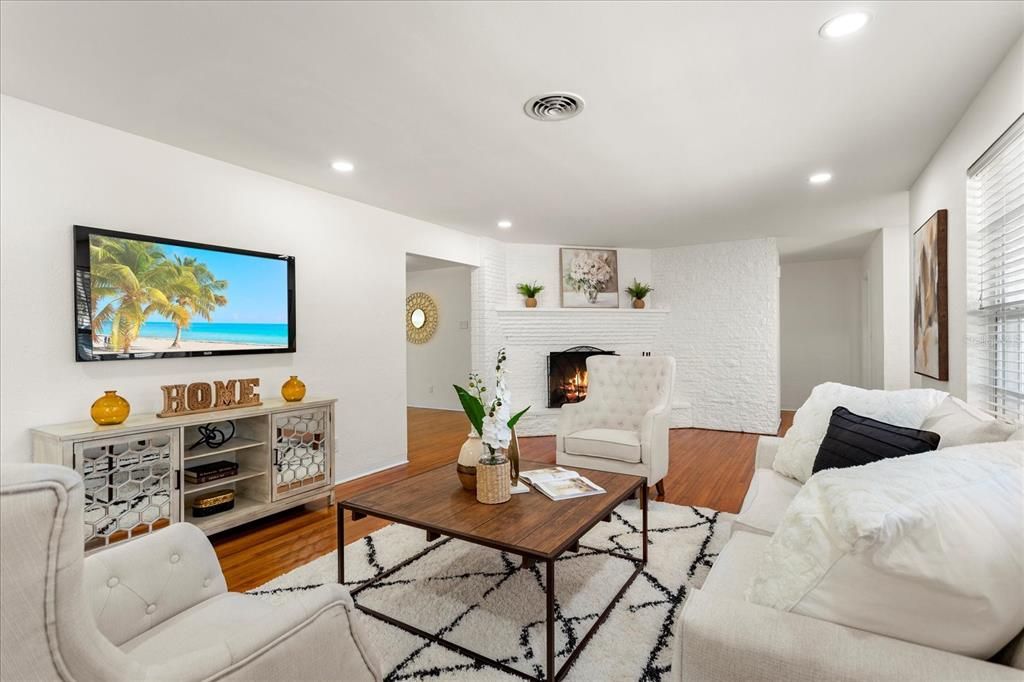 For Sale: $749,000 (4 beds, 3 baths, 3341 Square Feet)