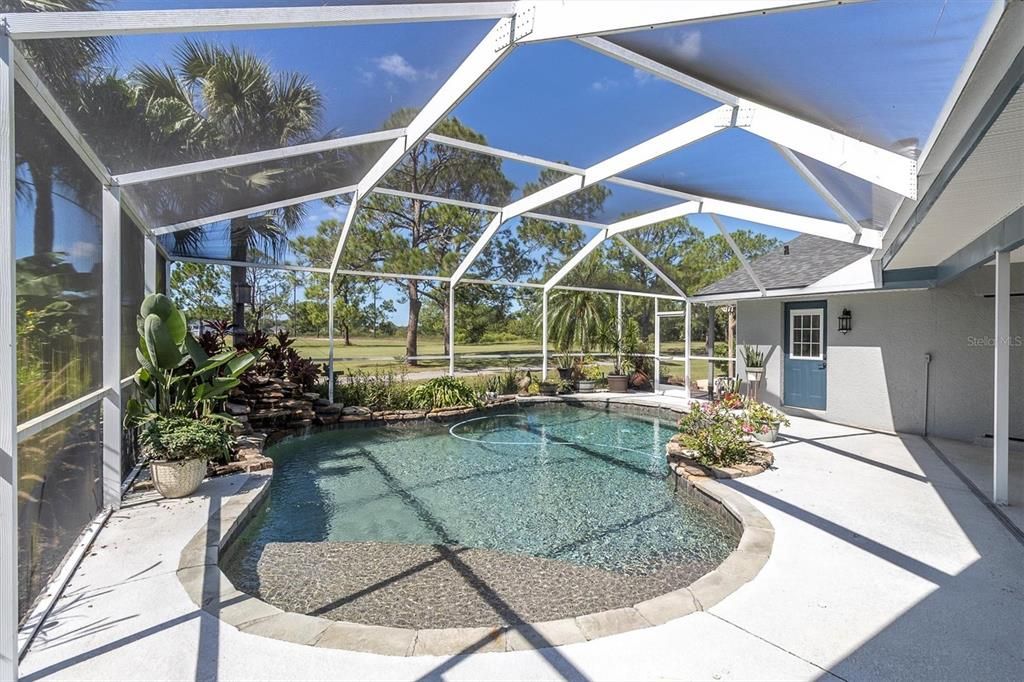 待售: $690,000 (4 贝兹, 3 浴室, 2158 平方英尺)