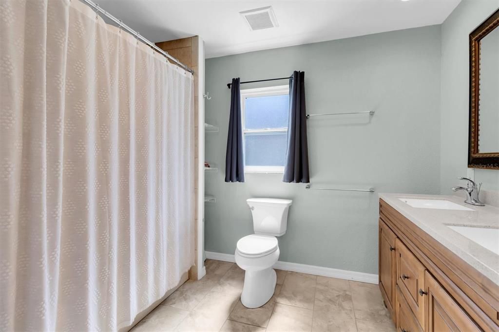 待售: $690,000 (4 贝兹, 3 浴室, 2158 平方英尺)