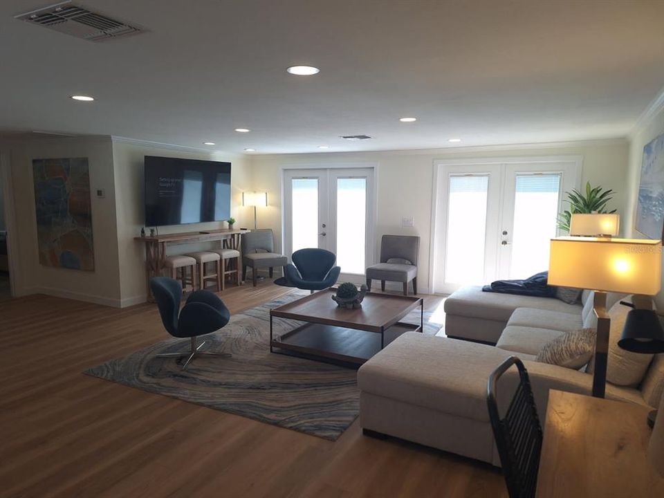En Renta: $9,500 (3 camas, 2 baños, 2605 Pies cuadrados)