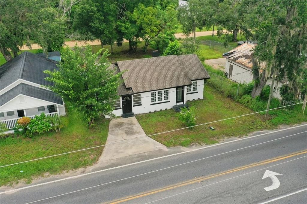 Active With Contract: $210,000 (3 beds, 1 baths, 1152 Square Feet)