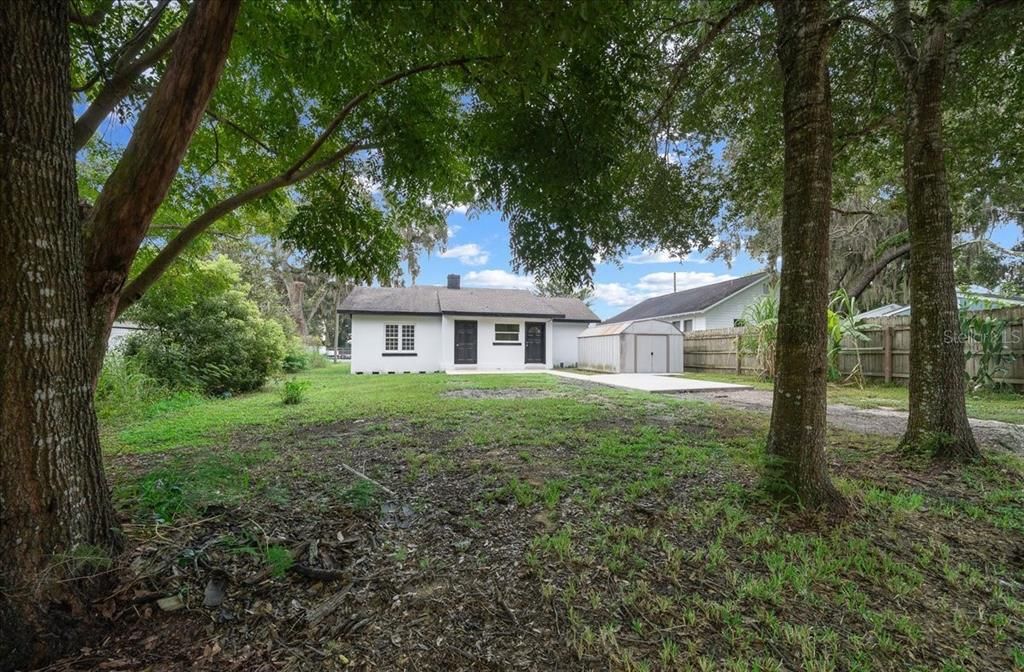 Active With Contract: $210,000 (3 beds, 1 baths, 1152 Square Feet)