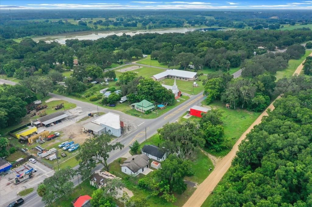 Active With Contract: $210,000 (3 beds, 1 baths, 1152 Square Feet)