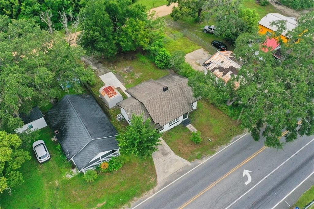 Active With Contract: $210,000 (3 beds, 1 baths, 1152 Square Feet)