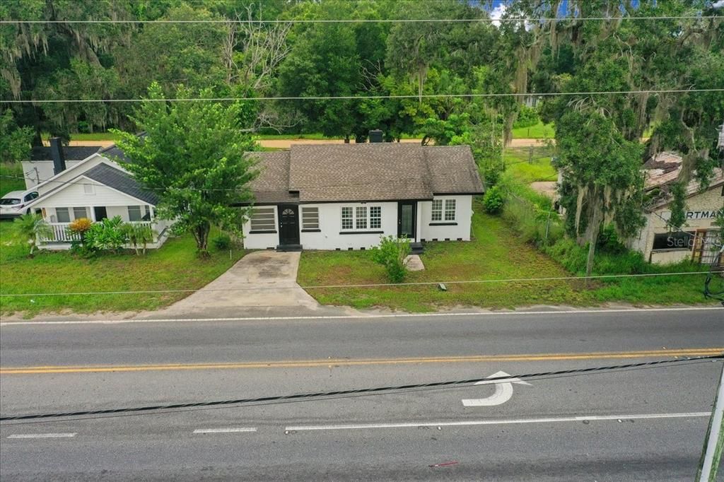 Active With Contract: $210,000 (3 beds, 1 baths, 1152 Square Feet)