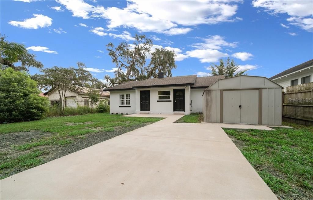 Active With Contract: $210,000 (3 beds, 1 baths, 1152 Square Feet)