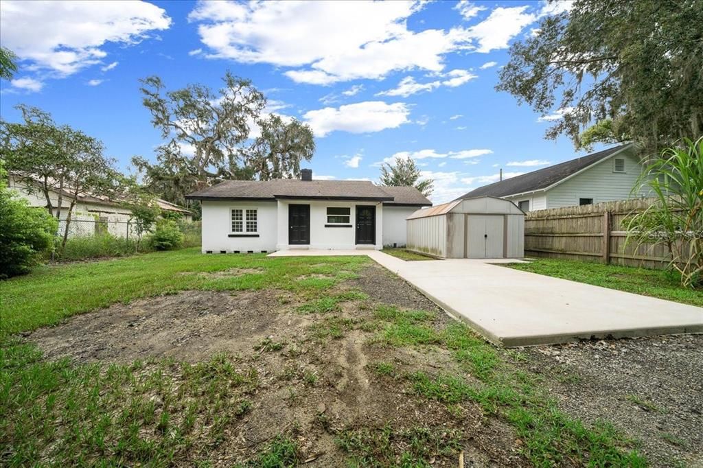 Active With Contract: $210,000 (3 beds, 1 baths, 1152 Square Feet)