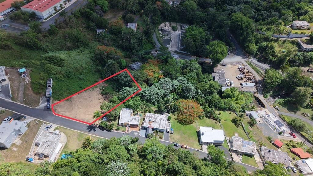 待售: $57,700 (0.44 acres)