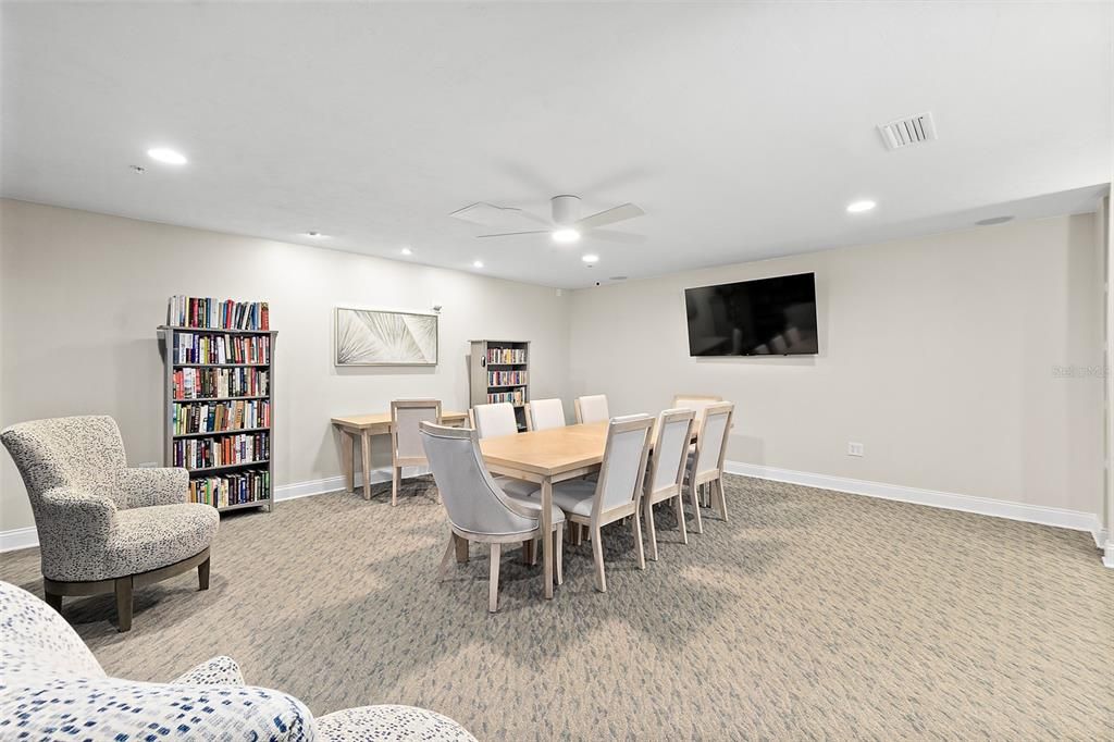 En Venta: $699,000 (3 camas, 3 baños, 2072 Pies cuadrados)