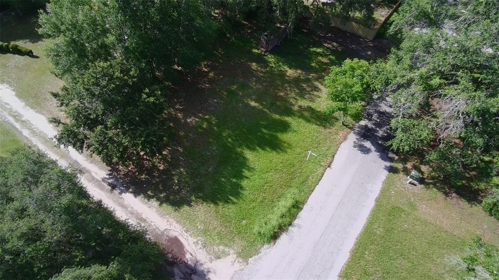 На продажу: $48,000 (0.21 acres)