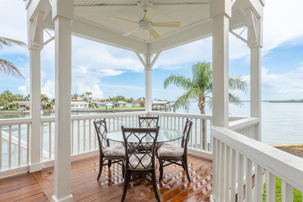 En Venta: $4,250,000 (5 camas, 4 baños, 4039 Pies cuadrados)