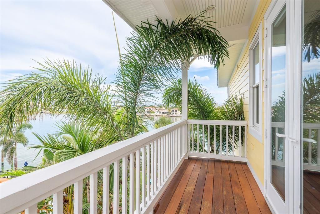 En Venta: $4,250,000 (5 camas, 4 baños, 4039 Pies cuadrados)