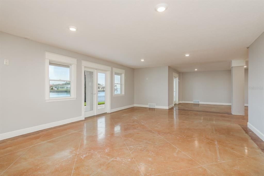 En Venta: $4,250,000 (5 camas, 4 baños, 4039 Pies cuadrados)