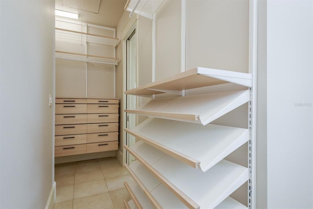 En Venta: $4,250,000 (5 camas, 4 baños, 4039 Pies cuadrados)